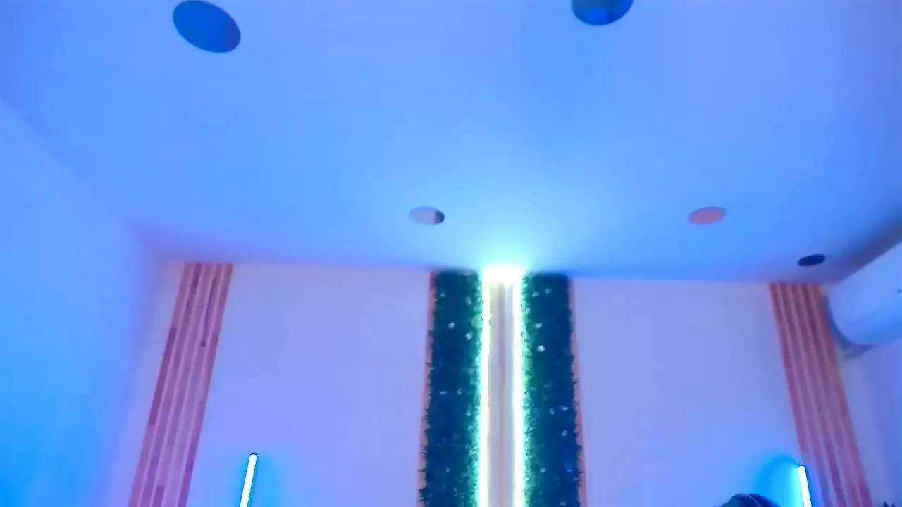 STEPHANIE01 on Streamray 
