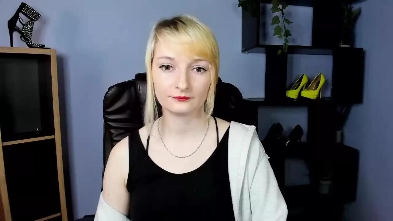 TeaseBlair on Streamray 