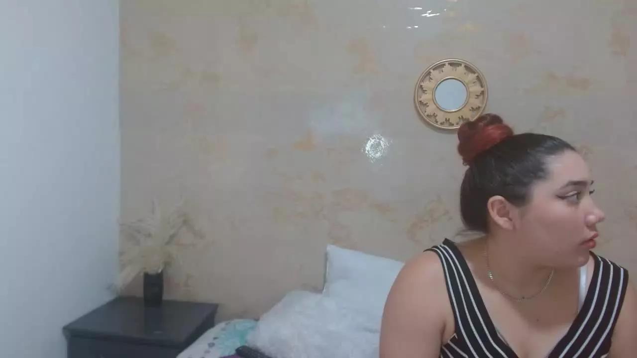 Valeria_Sweet on Streamray 