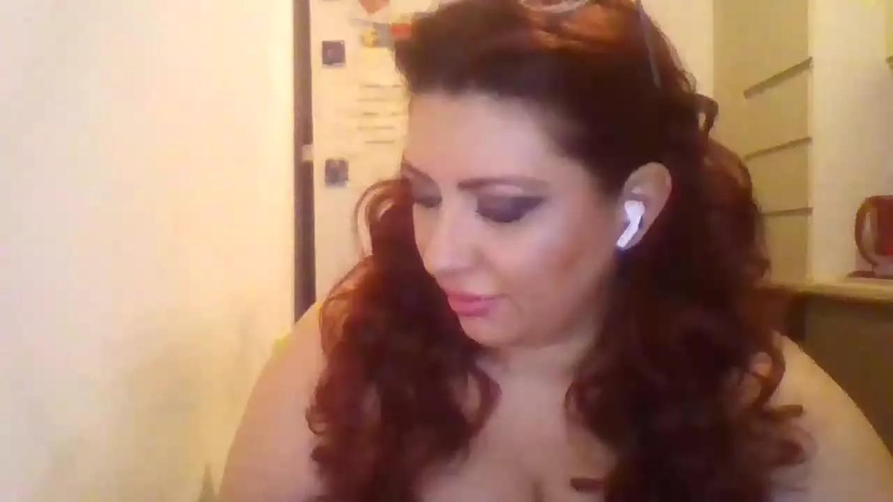 VelvetPurple on Streamray 