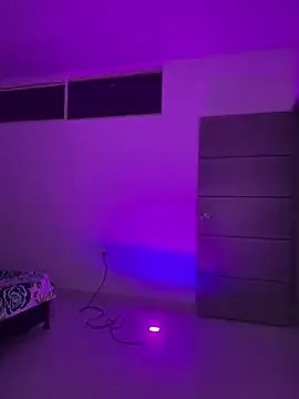 Freechat 18_salo on StripChat