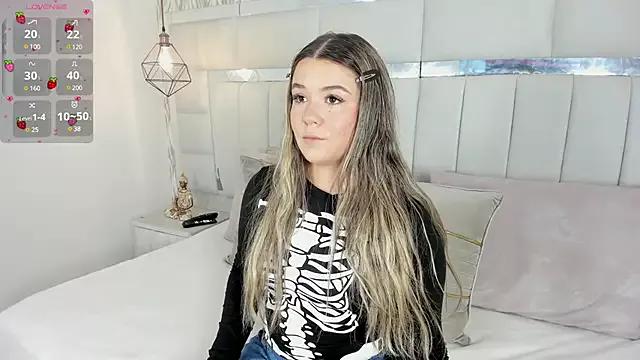 1m_dalhia on StripChat 