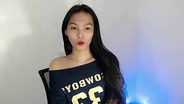 Try _Lachica_, zie wants to masturbate for you _Lachica_ from StripChat