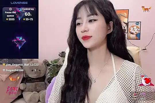 _LLisa_ on StripChat 