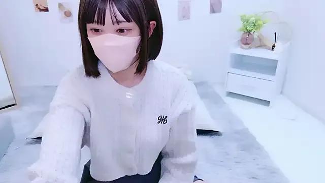 aki_zzz from StripChat