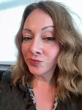 Alice_Sweetyyy on StripChat 