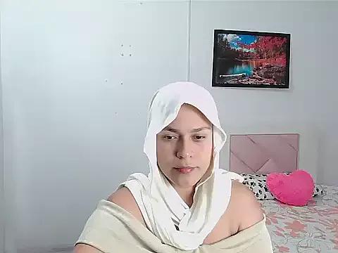 Aliyah_saadi on StripChat 