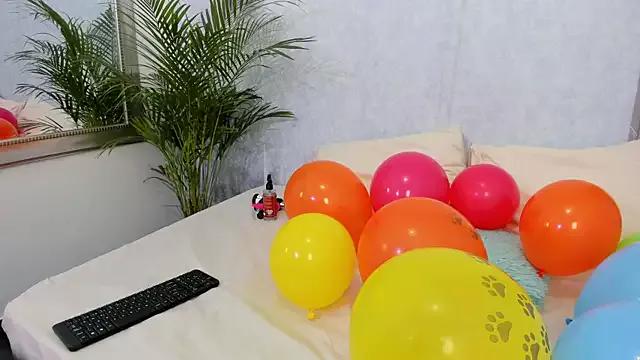 Ally_blonde on StripChat 