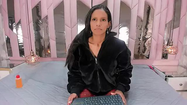 AmiraJordan01 on StripChat 
