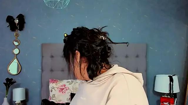 AmyCubes on StripChat 