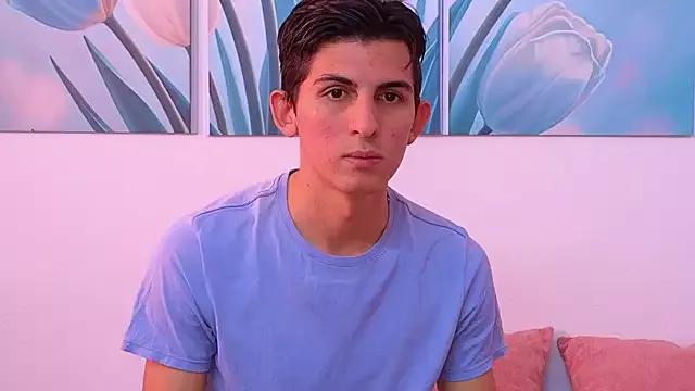 Ana_and_Leo on StripChat 