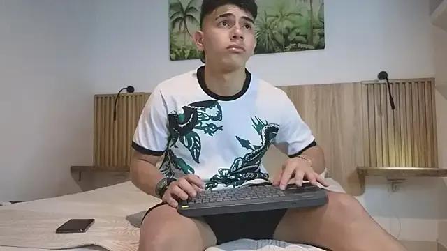 Watch naked camwhore Andrew_rose_ andrew_rose_ from StripChat