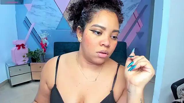 AngelaCoffee on StripChat 