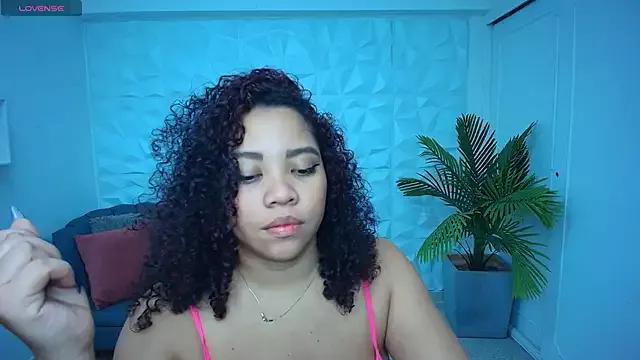 AngelaCoffee on StripChat 