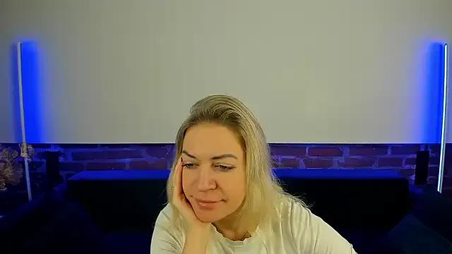 Naked Anna_Snows from StripChat Anna_Snows from StripChat