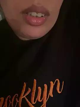 Ass_Couciz on StripChat 