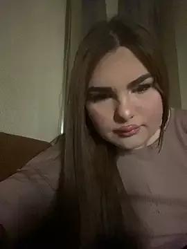 BellaRave on StripChat 