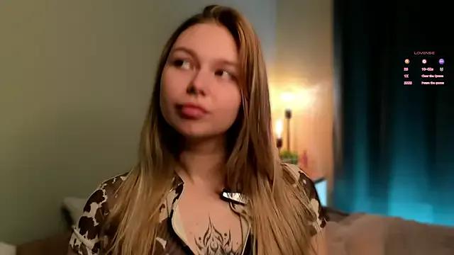 BrittBagg on StripChat 