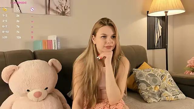 BrittBagg on StripChat 