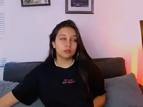 camila_lewis on StripChat 