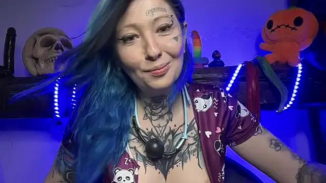 Naked Coyemoo wants you to fuck their body now coyemoo from StripChat