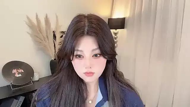 Freechat Cure-uuuuuuuu on StripChat