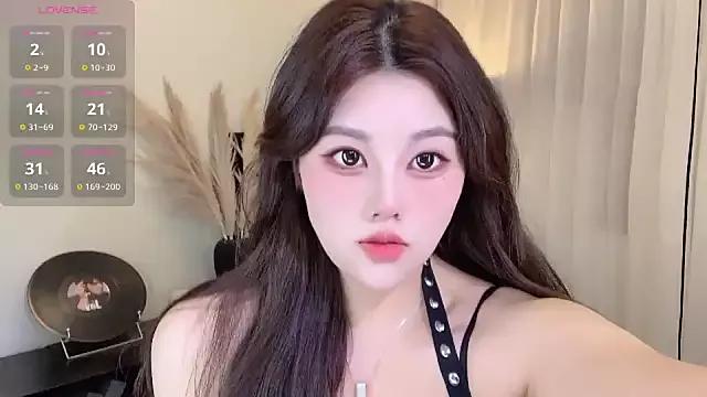 Freechat Cure-uuuuuuuu on StripChat