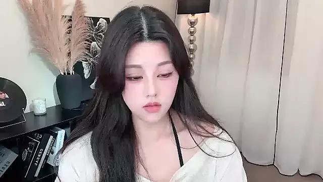 Freechat Cure-uuuuuuuu on StripChat