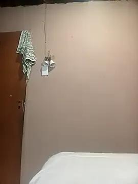 Discover Curvyboody, she wants to masturbate for you Curvyboody from StripChat