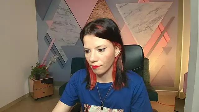 DanaaRey on StripChat 