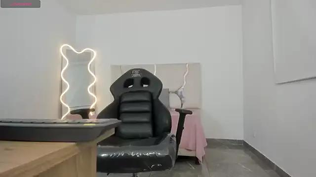 Daphnne_tay on StripChat 
