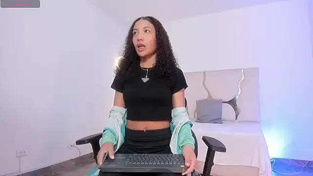 Daphnne_tay on StripChat 