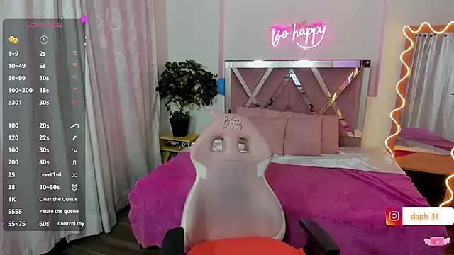 Daphnne_tay on StripChat 