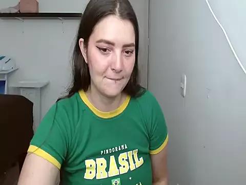 dulce__222 on StripChat 