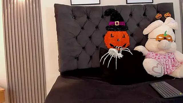 Explore sexy camwhore Dulce_Maay Dulce_Maay from StripChat