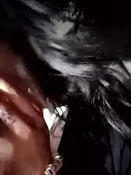 Freechat ElaRuil69 on StripChat