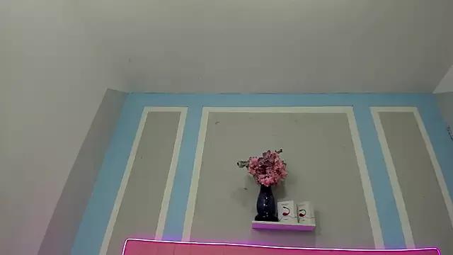 elenacooper1 on StripChat 