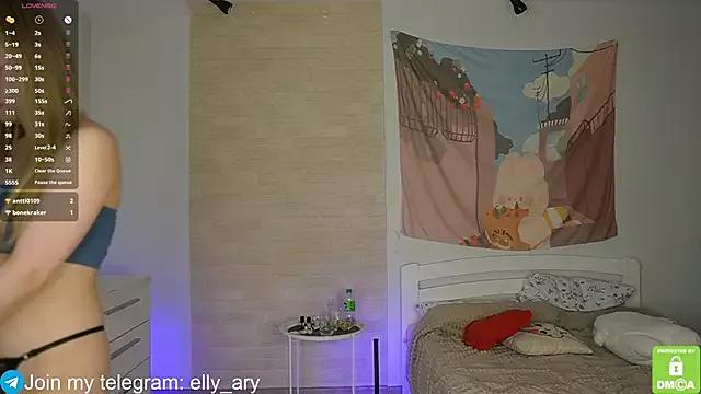 elly_ary on StripChat 