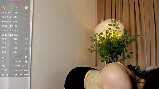 Freechat ErlineDumford on StripChat