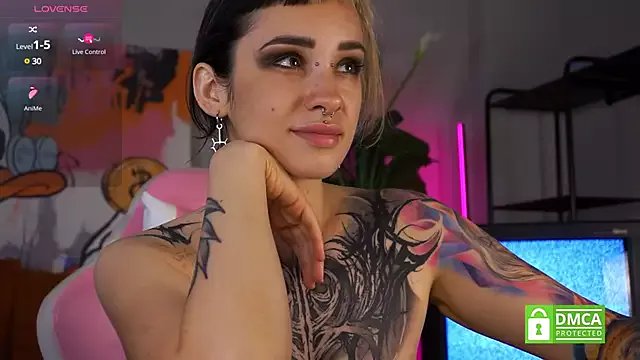 Freechat EvaCanton on StripChat