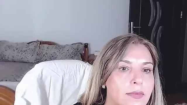 Freechat evamaria2024 on StripChat