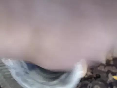 Foxybrownxx1 on StripChat 