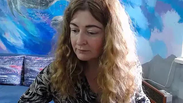 Helen1974 on StripChat 