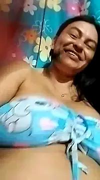 Horny-Mommy-Dirty on StripChat 