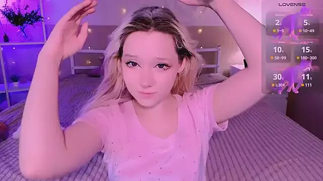 IrmaBell on StripChat 