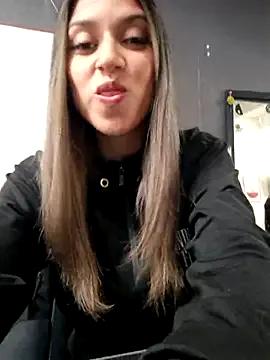 Slutty Isabella_Varella wants you to fuck their body now Isabella_Varella from StripChat
