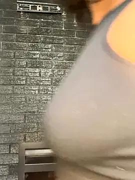 Discover sweet camslut ItsMsBankss02 ItsMsBankss02 from StripChat