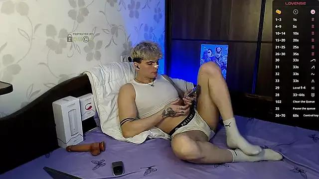 JadenVi on StripChat 