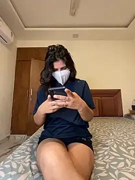 Watch Joya_baby, she wants to masturbate for you joya_baby from StripChat