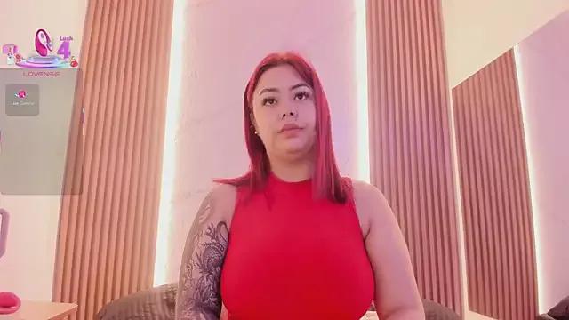 juicy_led_ on StripChat 